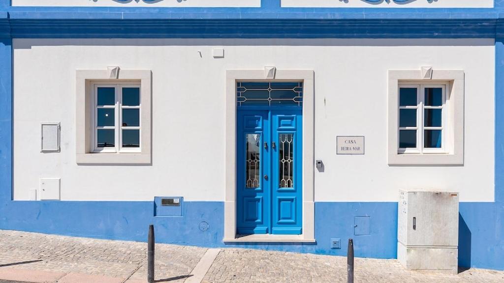 Refurbished Beachfront House, Pool, Ac, Wifi, Albufeira, Sea View Vakantiehuis Albufeira